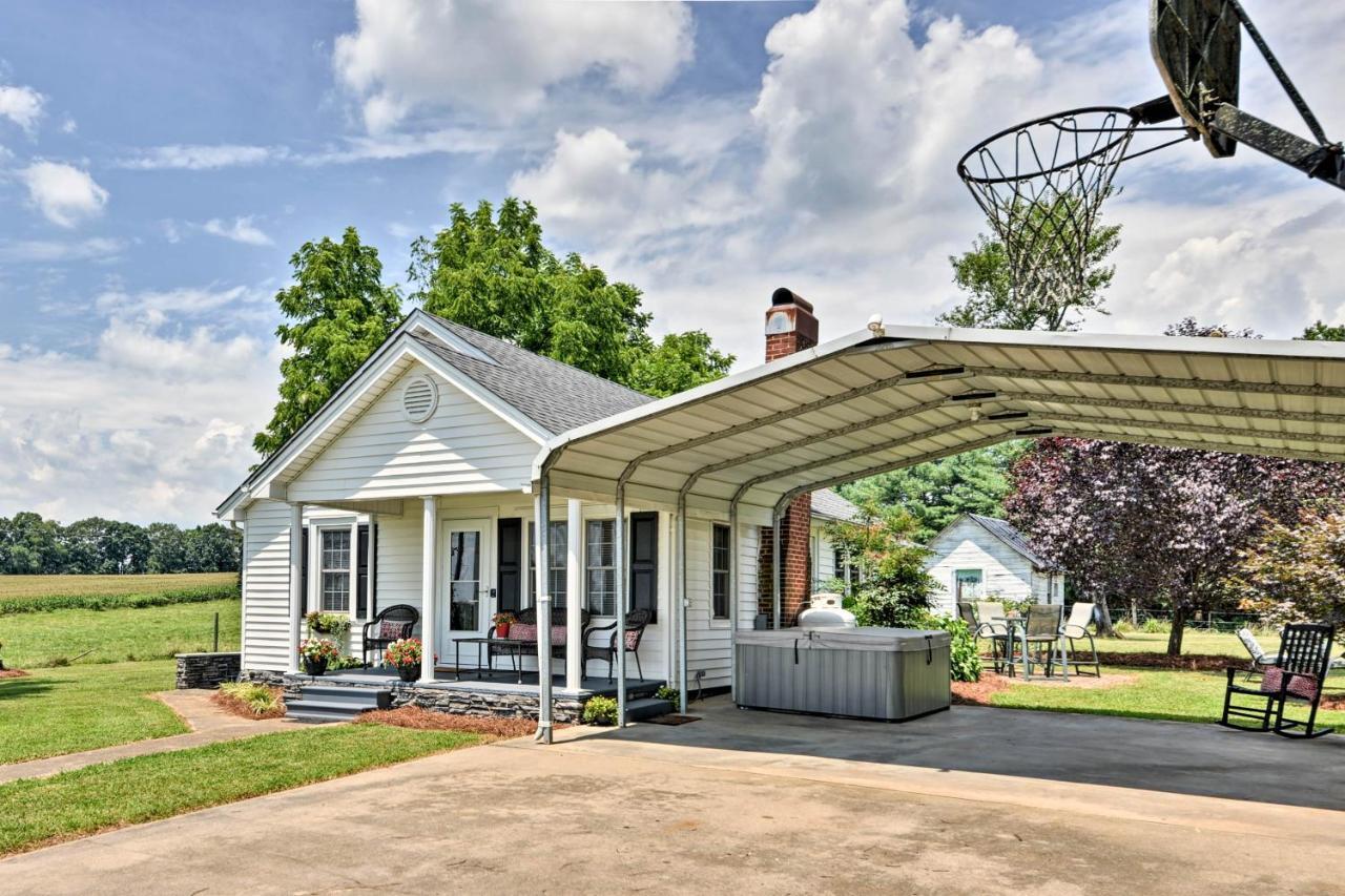 Peaceful Elkin Vacation Rental About 17 Mi To Mt Airy! Dobson Exteriör bild